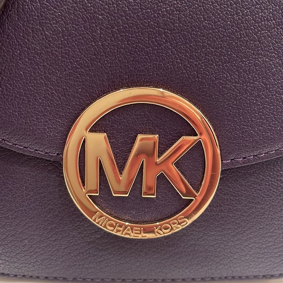 Michael Kors Crossbody - Aubergine - Picture 2 of 3